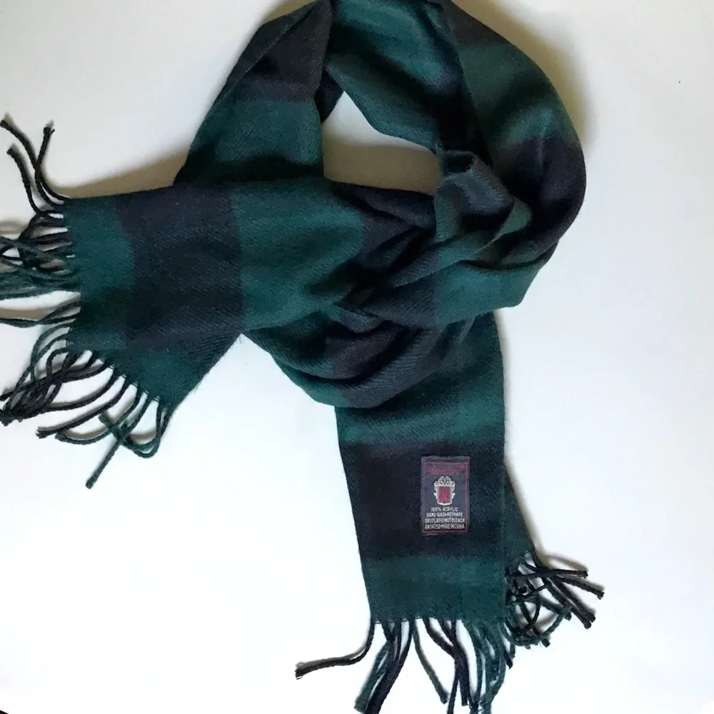 Berkshire Fashions Unisex Os Fringe Long Check Plaid Scarf